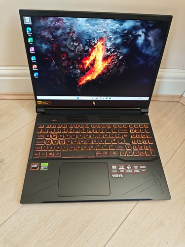 Acer nitro v16 ryzen 8845hs - nitro,