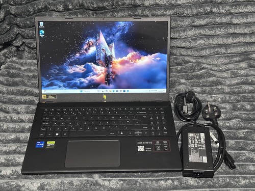 Acer nitro v15 - v15, 15.6"